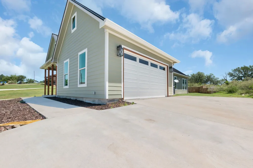 908 Sandy Mountain Drive Sunrise Beach, TX 78643