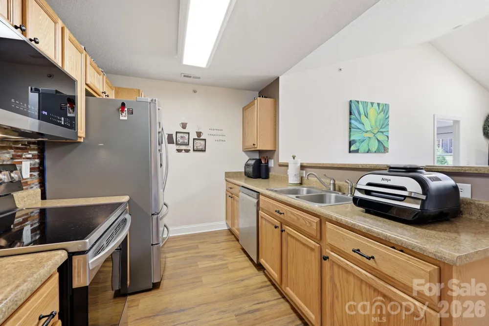 123 Foxden Drive #202 Fletcher, NC 28732