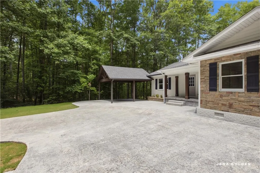 601 Hidden Valley Drive Demorest, GA 30535