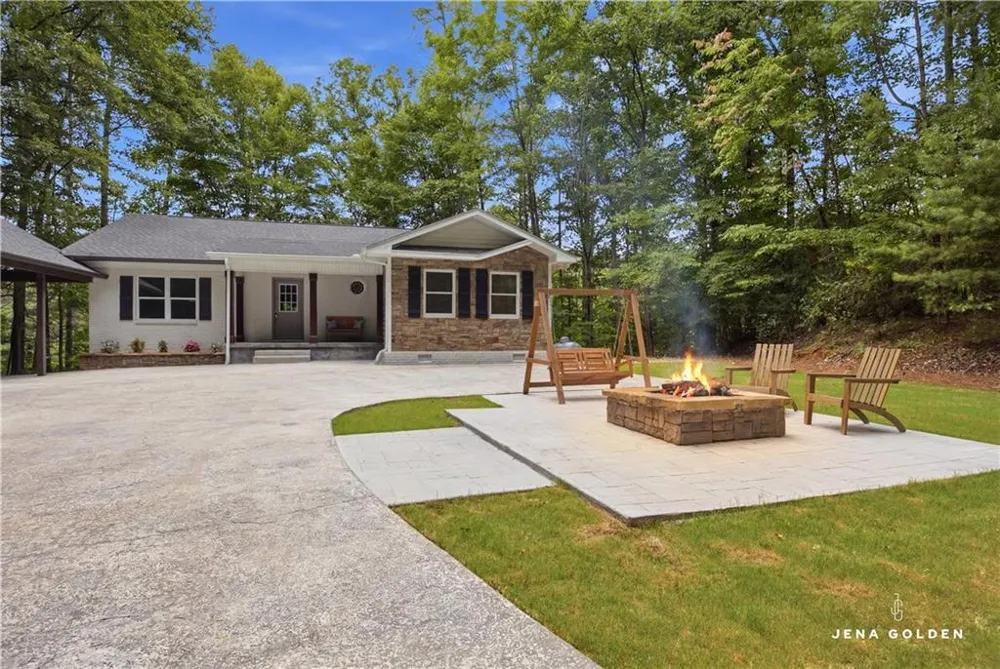 601 Hidden Valley Drive Demorest, GA 30535