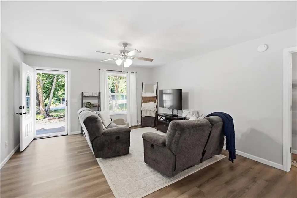 4487 Fountain Drive Gillsville, GA 30543