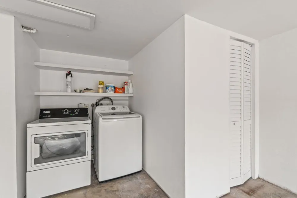 438 La Mesa Ave Encinitas, CA 92024
