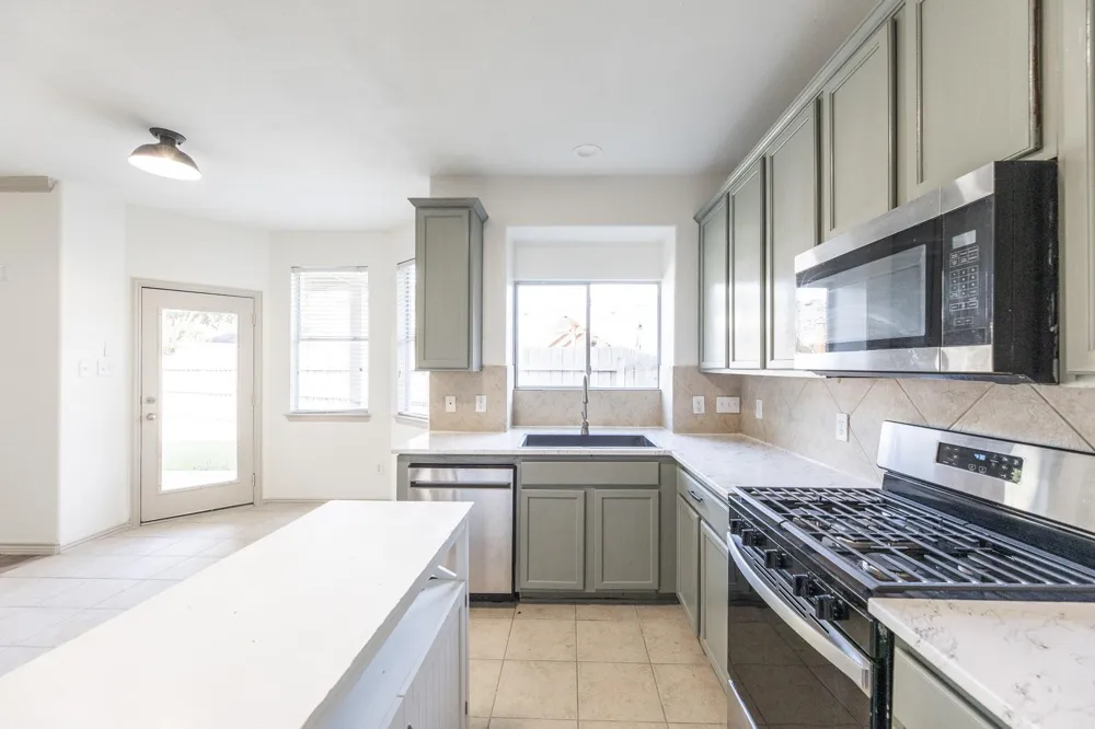 32506 Rosella Lane Pinehurst, TX 77362