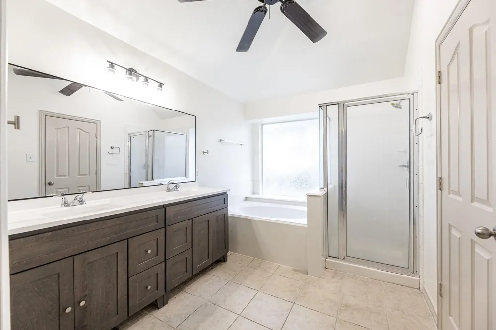 32506 Rosella Lane Pinehurst, TX 77362