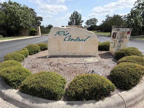 336 River Cliff Place