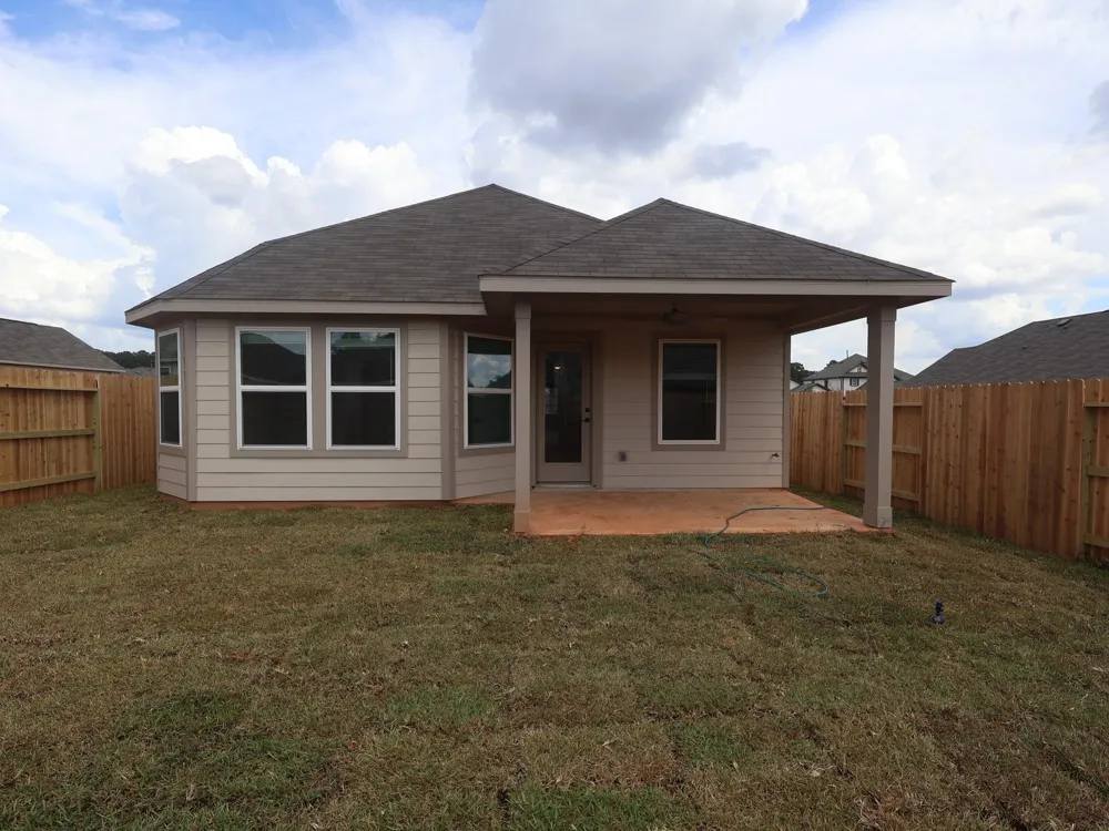 10228 Burton Path Montgomery, TX 77316