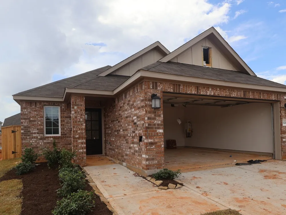 10228 Burton Path Montgomery, TX 77316