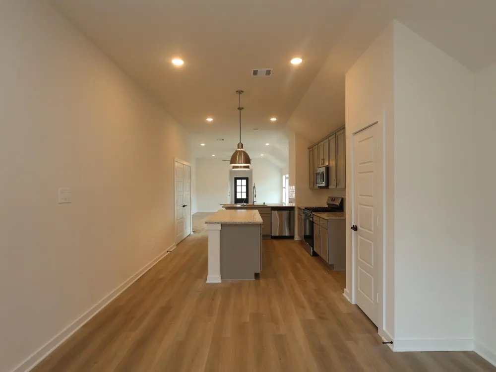 10228 Burton Path Montgomery, TX 77316