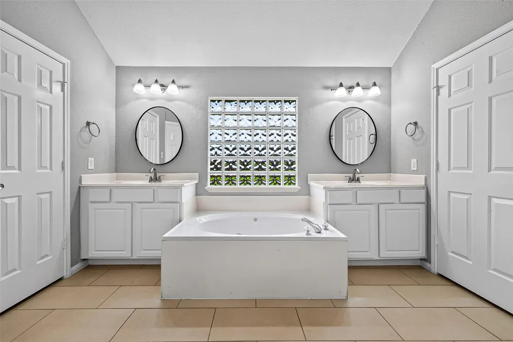 4667 Magnolia Creek Road Houston, TX 77084