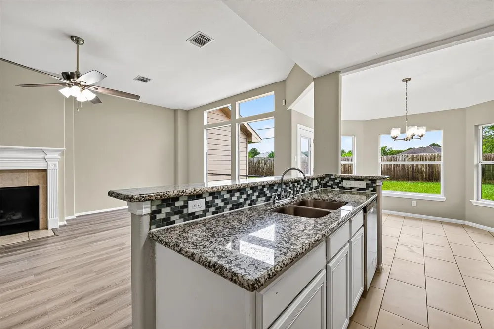 4667 Magnolia Creek Road Houston, TX 77084