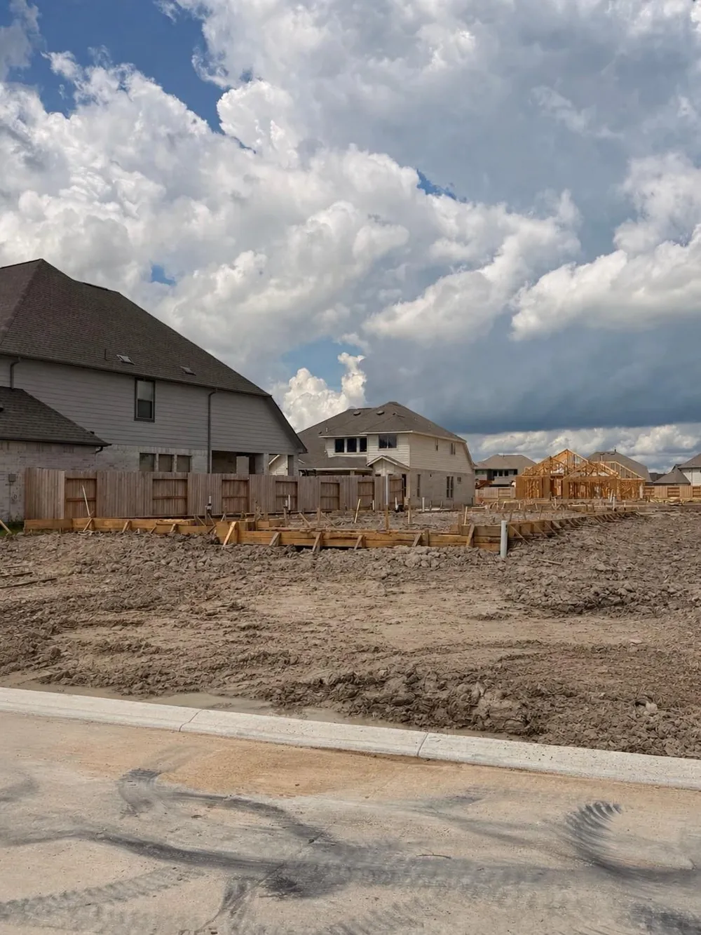 3222 Summercrisp Hollow Lane Pearland, TX 77581