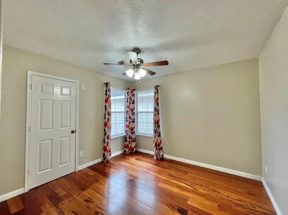 8227 Prairie Wind Lane Lane Houston, TX 77040