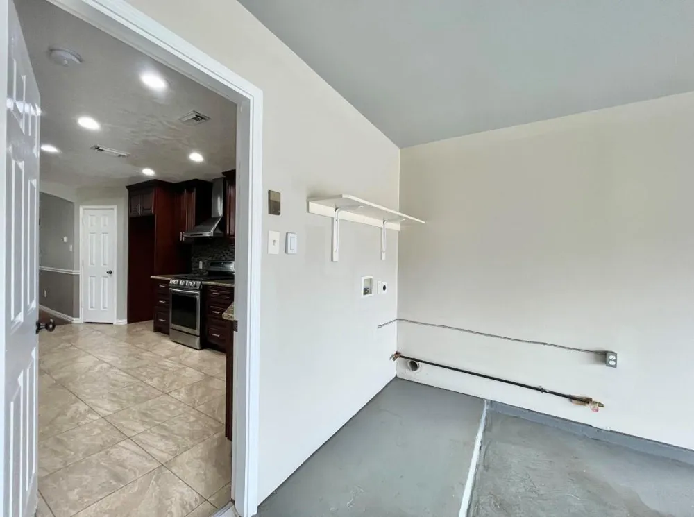 8227 Prairie Wind Lane Lane Houston, TX 77040