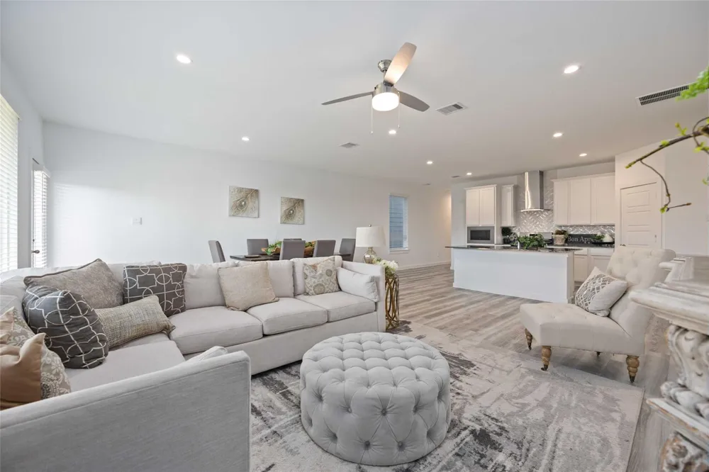 3212 Summercrisp Hollow Lane Pearland, TX 77581