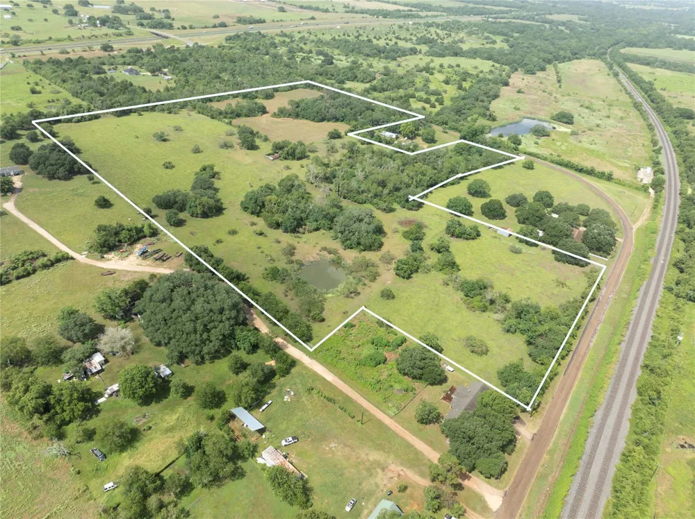 1340 Cr 253 Weimar, TX 78962