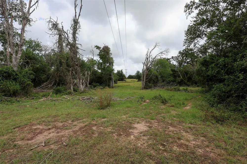 1340 Cr 253 Weimar, TX 78962