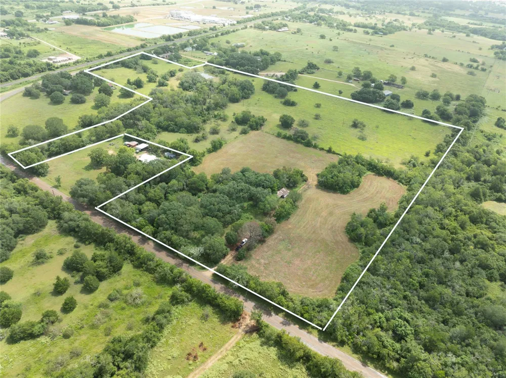 1340 Cr 253 Weimar, TX 78962