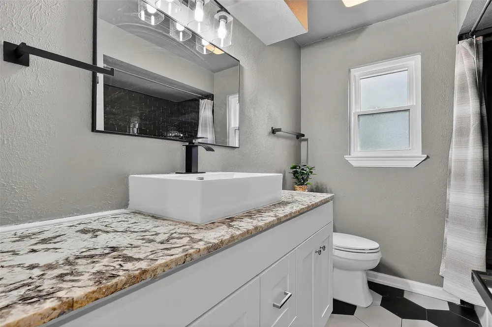 17106 Spring Creek Forest North Houston, TX 77379