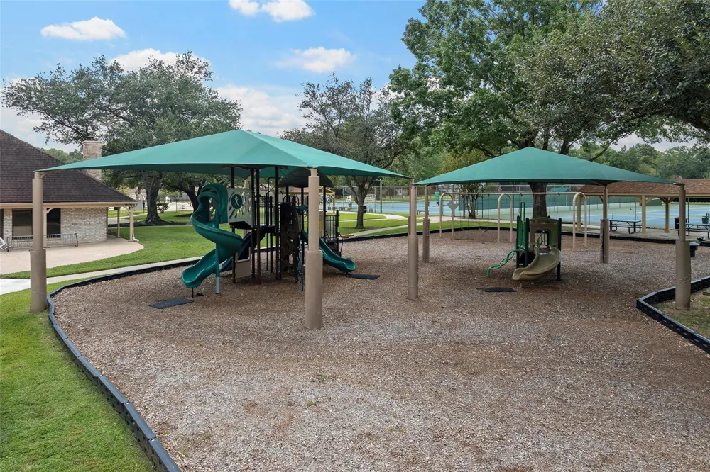 17106 Spring Creek Forest North Houston, TX 77379