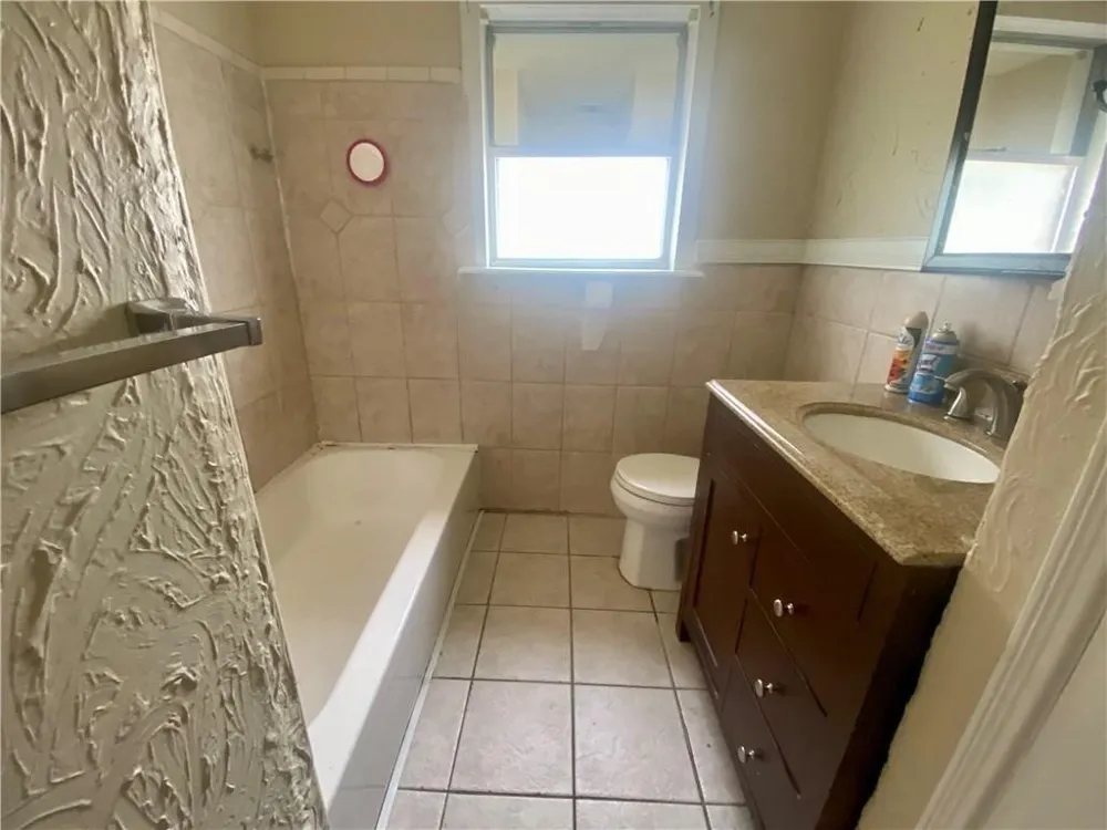 233 Eastgate Drive Corpus Christi, TX 78408