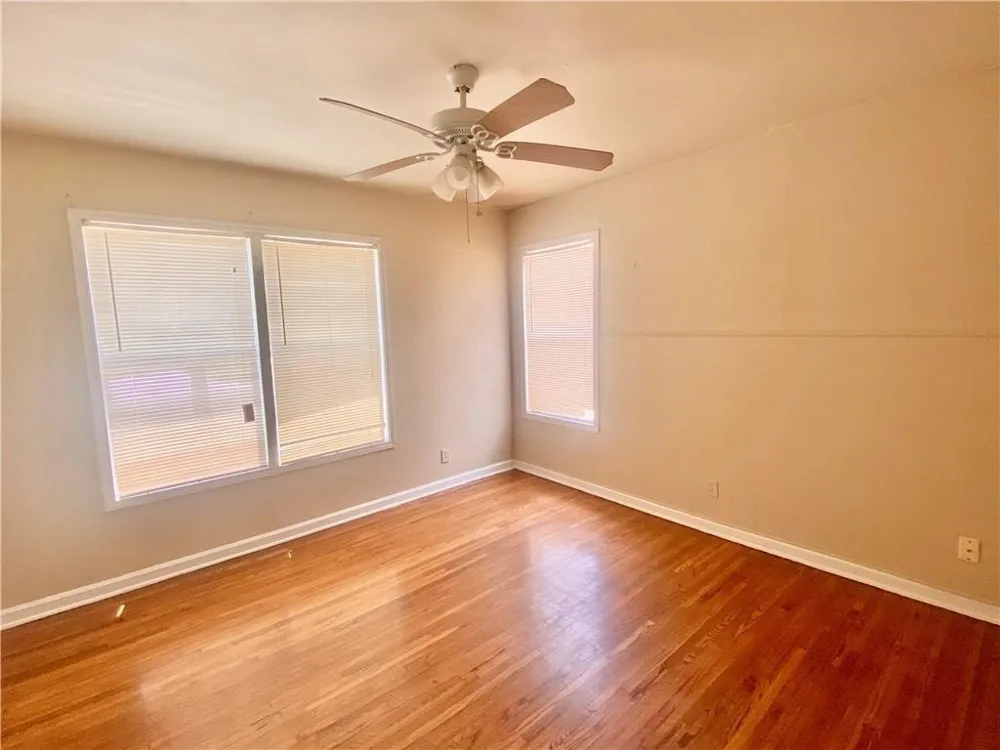 233 Eastgate Drive Corpus Christi, TX 78408