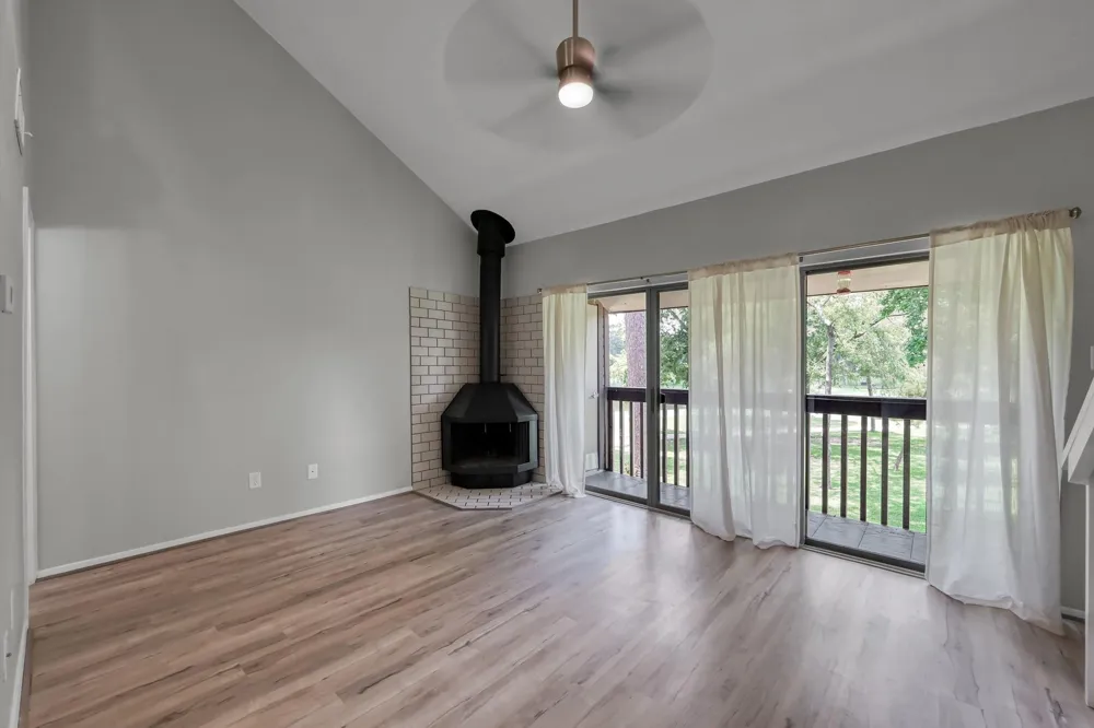 12900 Walden Road #1010-J Montgomery, TX 77356