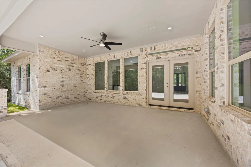183 Windmill Road New Waverly, TX 77358