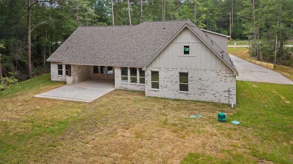 183 Windmill Road New Waverly, TX 77358