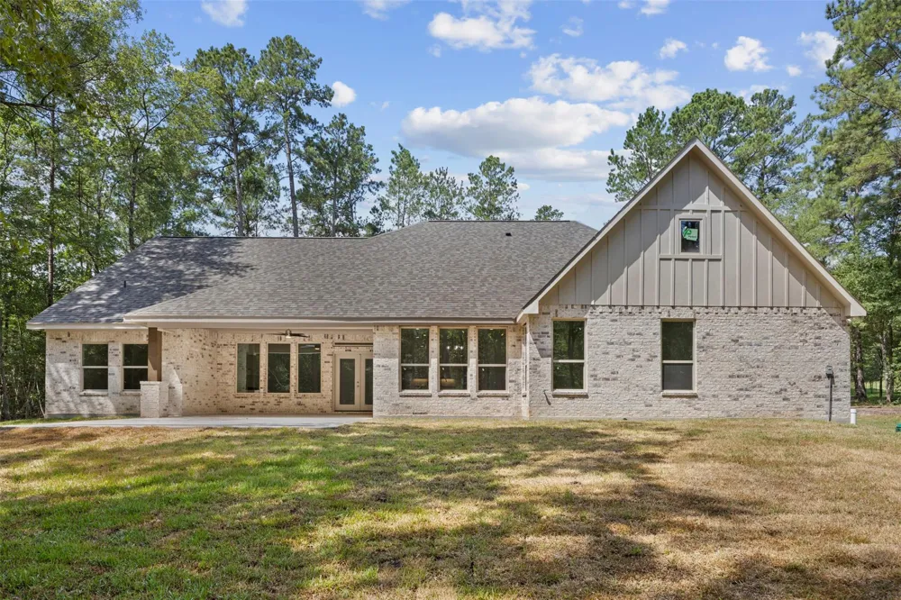 183 Windmill Road New Waverly, TX 77358
