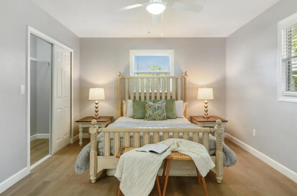 8745 98TH COURT Vero Beach, FL 32967