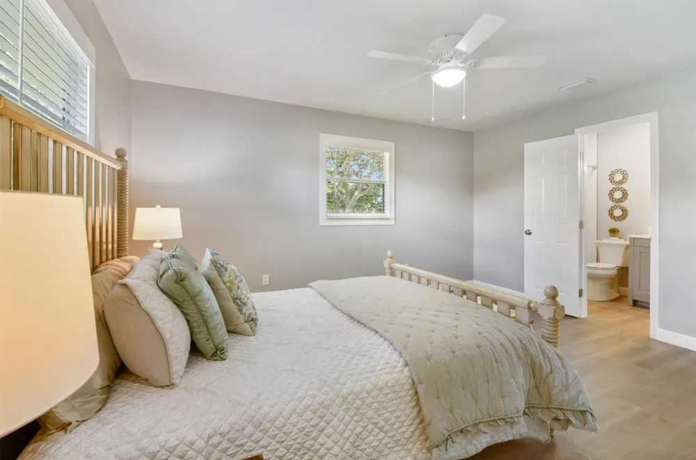 8745 98TH COURT Vero Beach, FL 32967