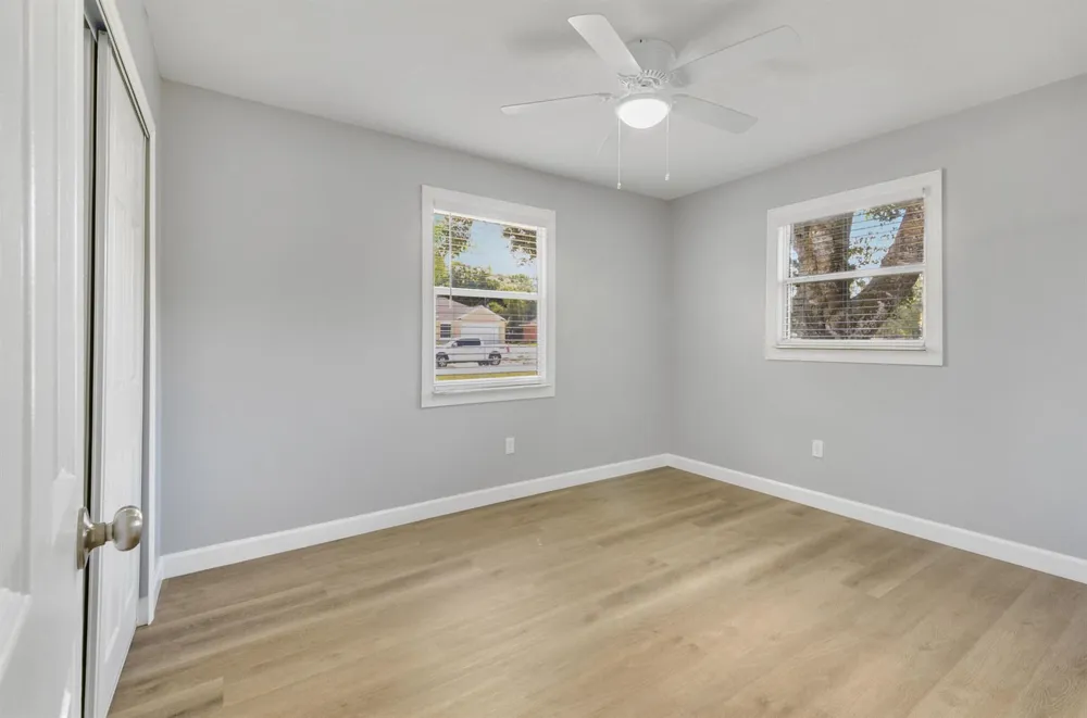 8745 98TH COURT Vero Beach, FL 32967