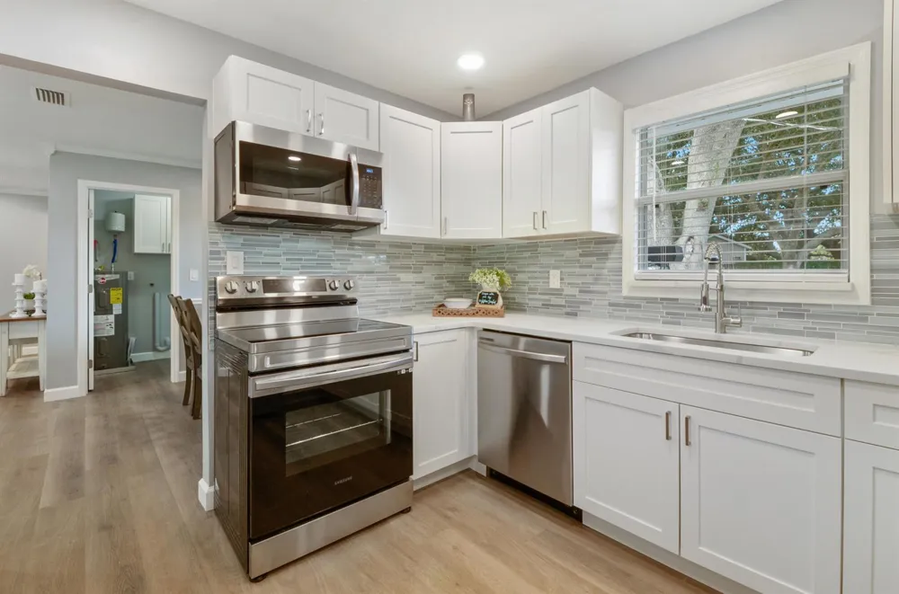 8745 98TH COURT Vero Beach, FL 32967