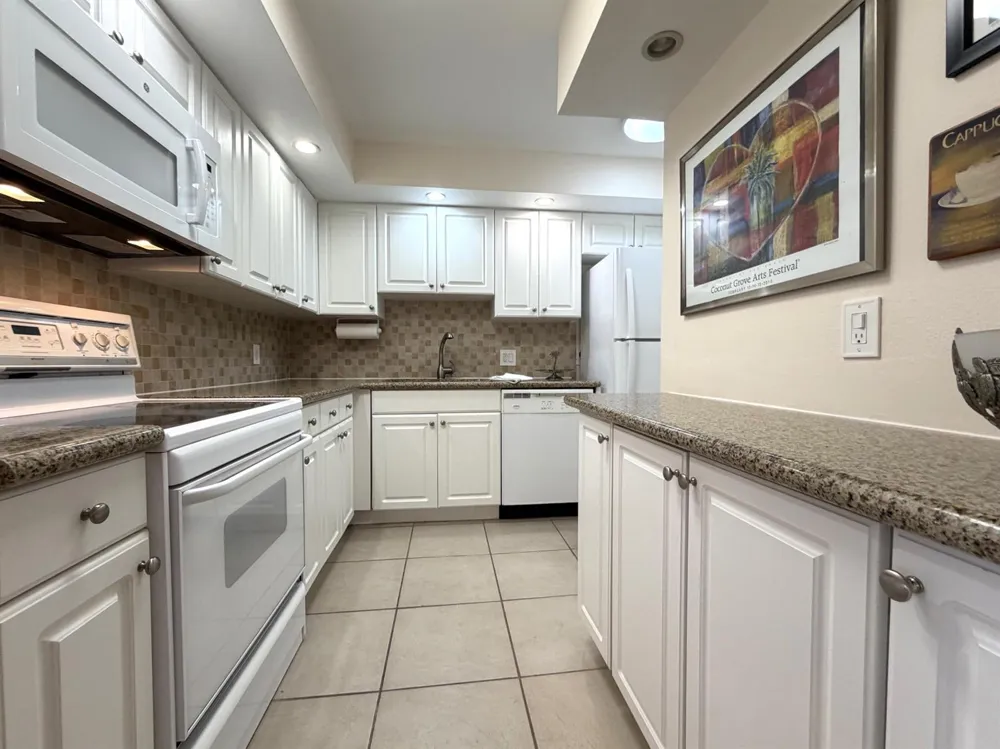 2101 S Ocean Drive #505 Hollywood, FL 33019
