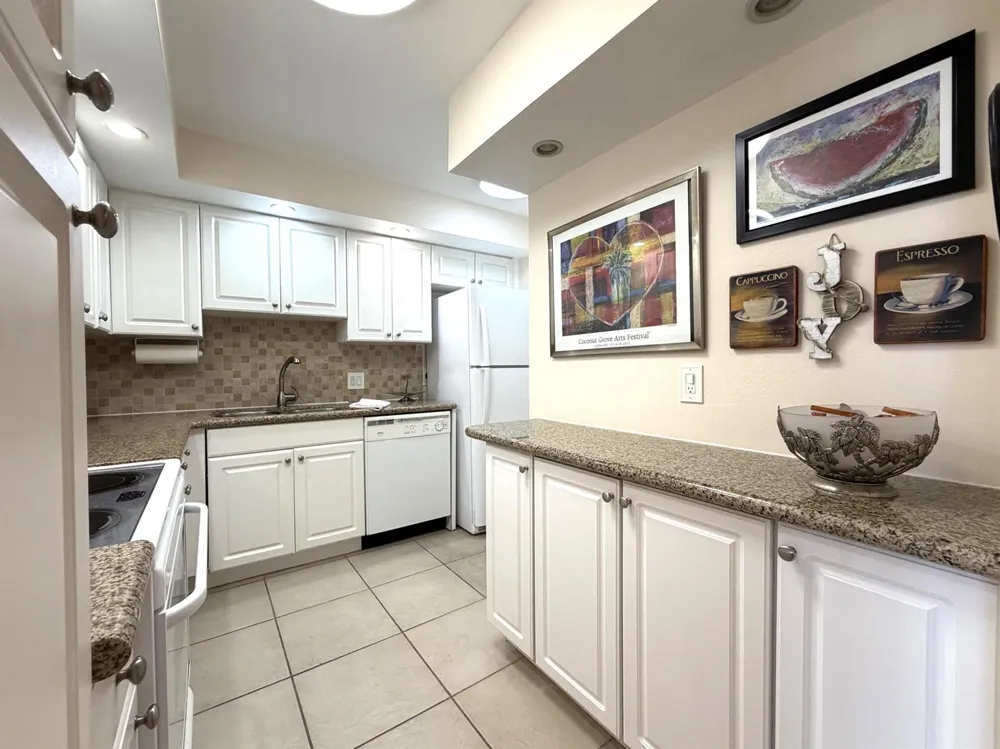 2101 S Ocean Drive #505 Hollywood, FL 33019