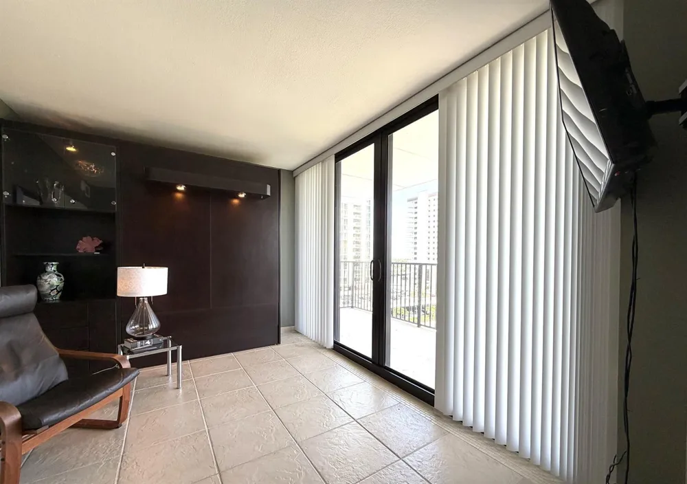 2101 S Ocean Drive #505 Hollywood, FL 33019