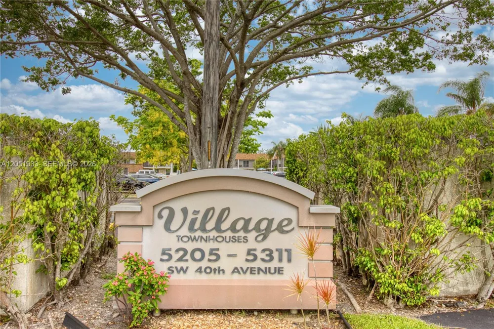 5215 SW 40th Ave #48 Dania Beach, FL 33314