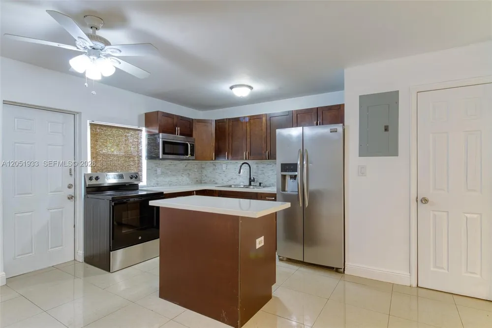 5215 SW 40th Ave #48 Dania Beach, FL 33314