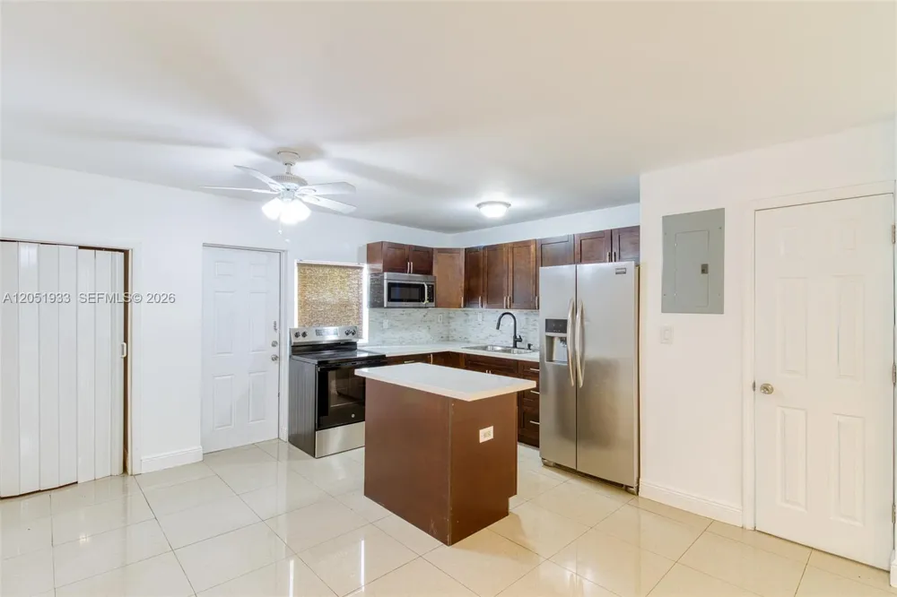 5215 SW 40th Ave #48 Dania Beach, FL 33314