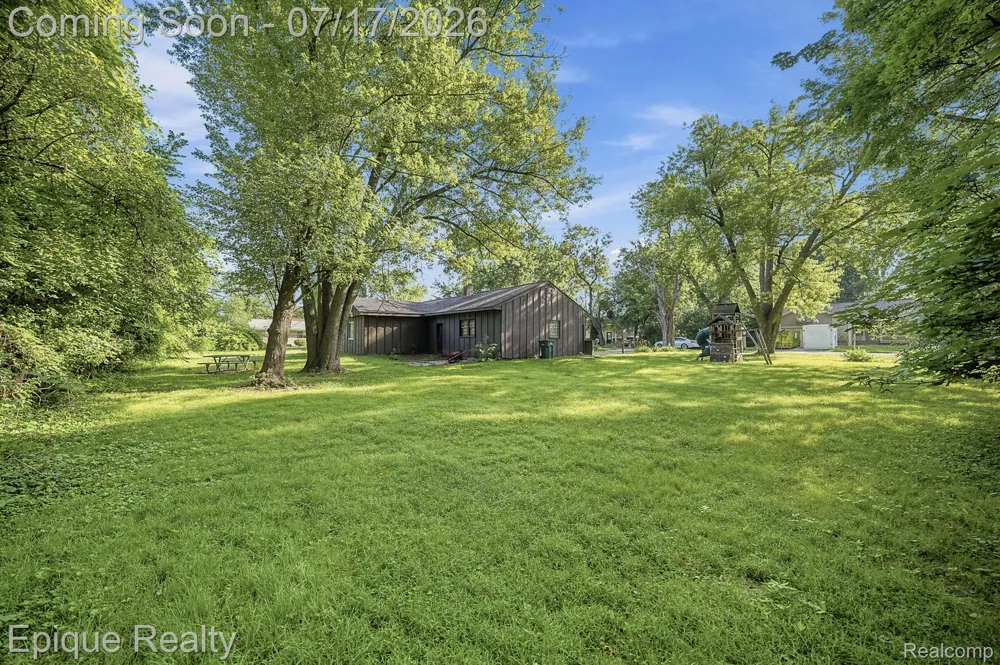216 Aveline Street Ypsilanti City, MI 48197