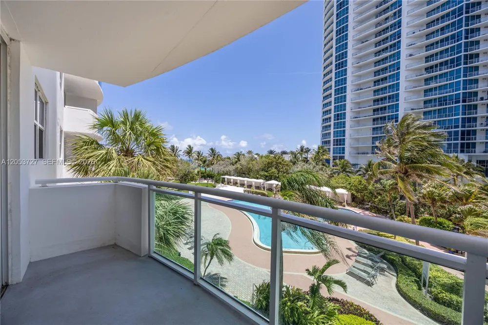 3001 S Ocean Dr #317 Hollywood, FL 33019
