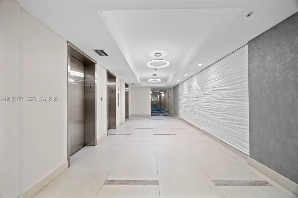 3001 S Ocean Dr #317 Hollywood, FL 33019
