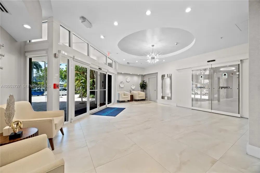 3001 S Ocean Dr #317 Hollywood, FL 33019