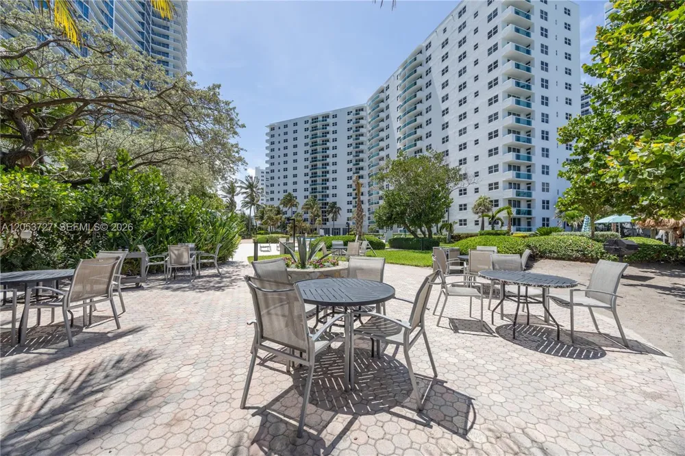 3001 S Ocean Dr #317 Hollywood, FL 33019