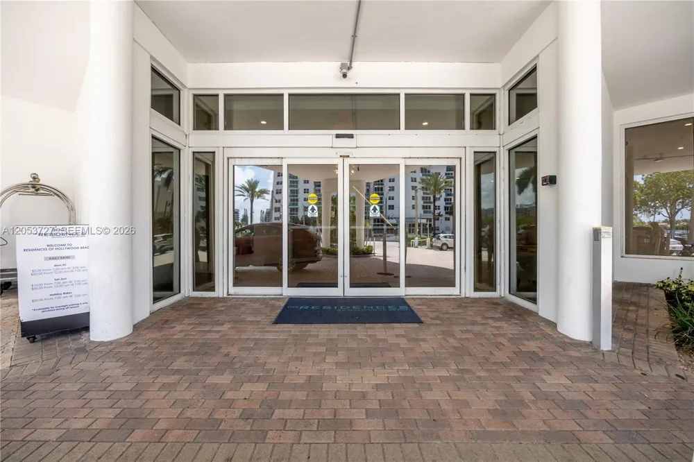 3001 S Ocean Dr #317 Hollywood, FL 33019