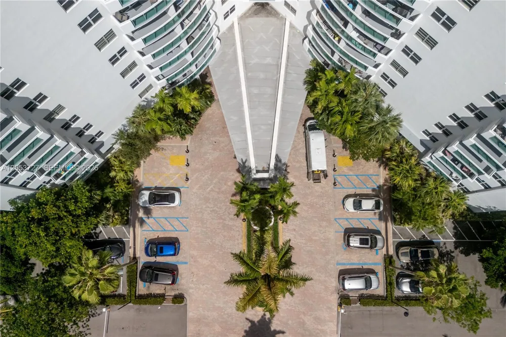 3001 S Ocean Dr #317 Hollywood, FL 33019