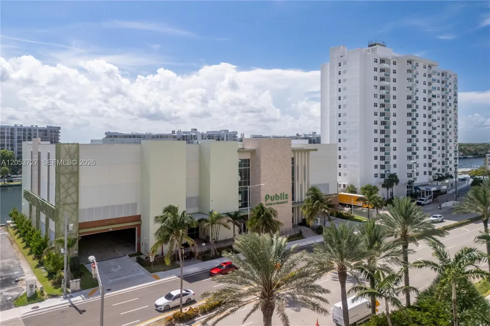 3001 S Ocean Dr #317 Hollywood, FL 33019