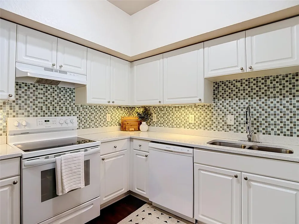 501 S MOODY AVENUE #1139B Tampa, FL 33609