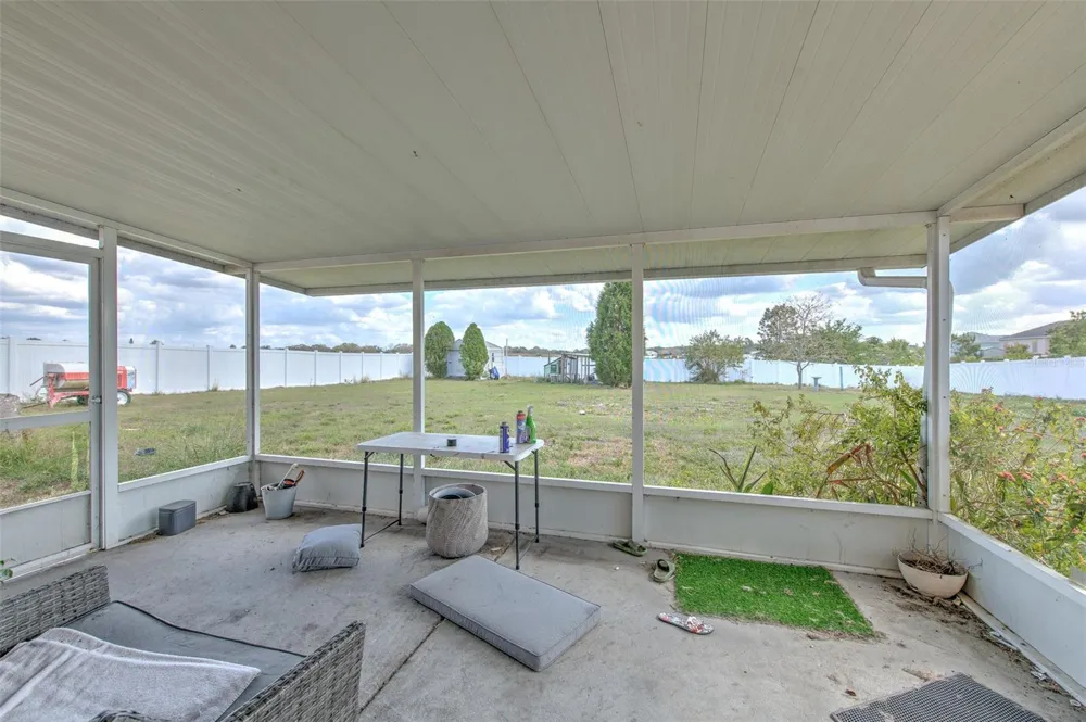 169 VISTA VIEW AVENUE Eagle Lake, FL 33839