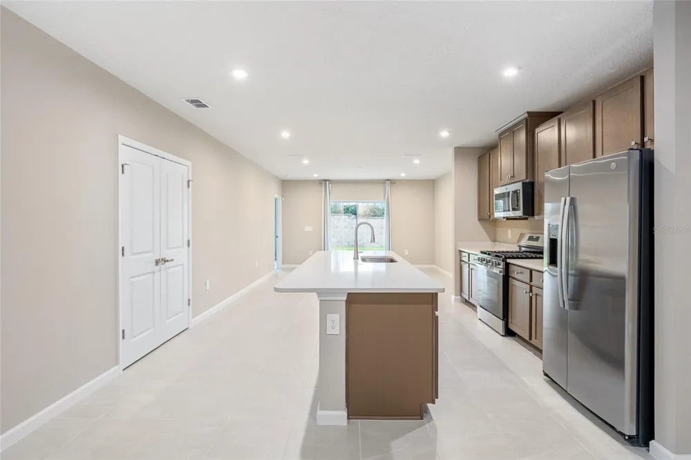 1183 TURTLE ISLAND ROAD Lady Lake, FL 32159